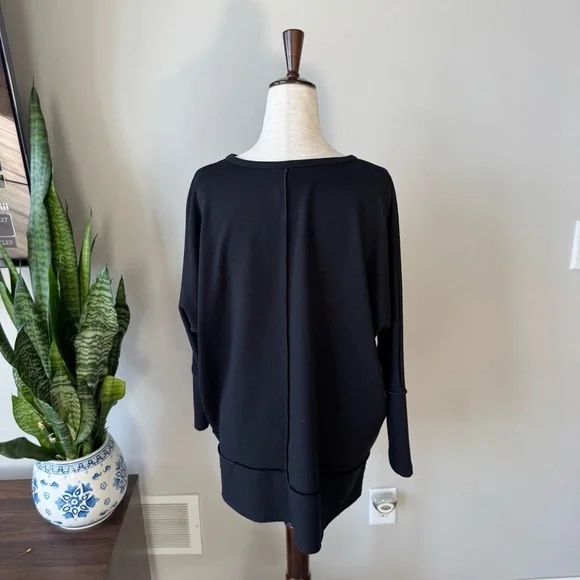 NWOT! Spanx Perfect Length Top, Dolman 3/4 Sleeve - Picture 2 of 6